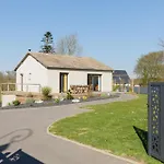 Holiday home Le Nid Des Pres